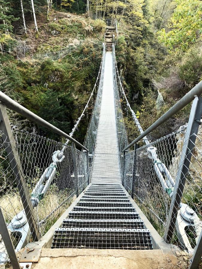 2 Personnes Cures Luchon Bagneres-de-Luchon
